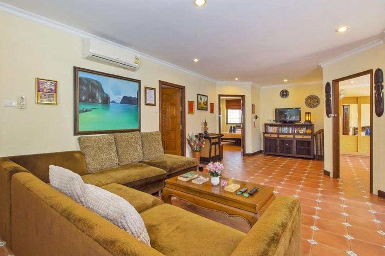 Viewbor Villa - Pattaya Holiday House Walking Street 4 Bedrooms Esterno foto